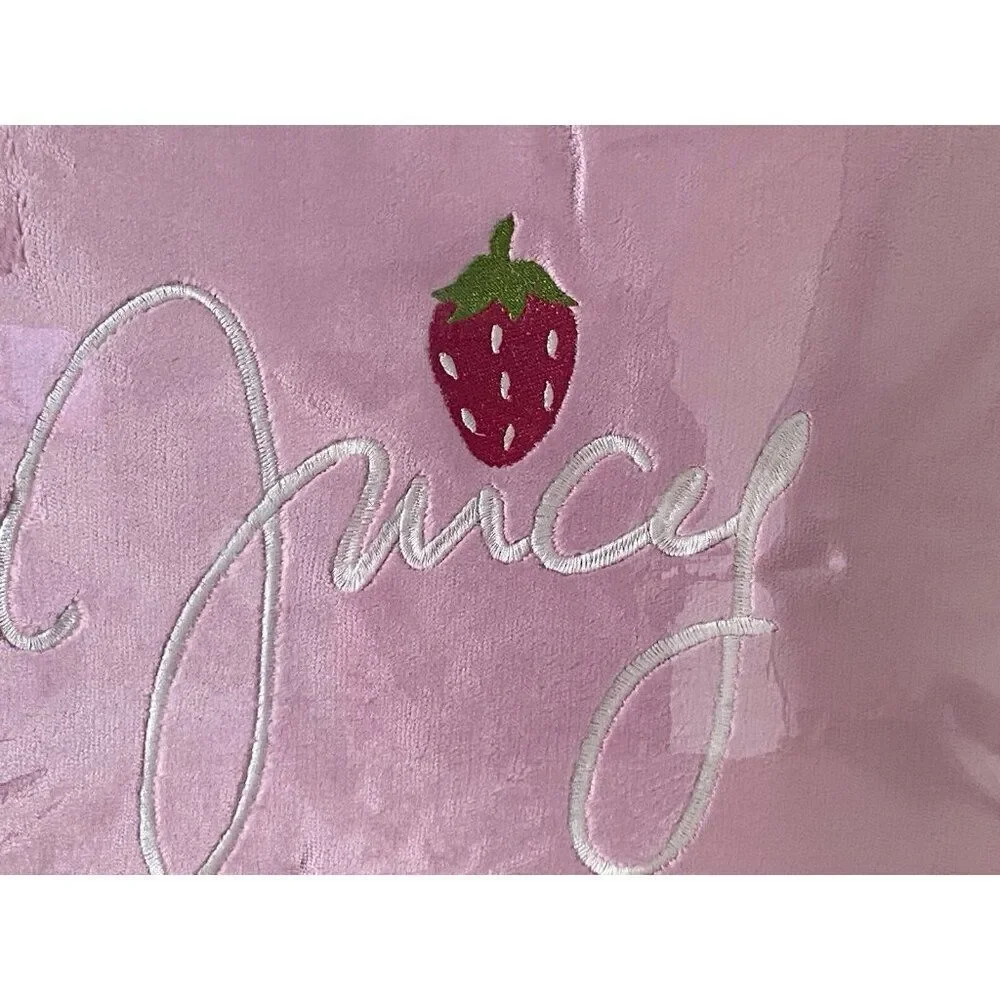 4 Pc Juicy Couture QUEEN Reversible Comforter Set Plush Pink Strawberries & Bows